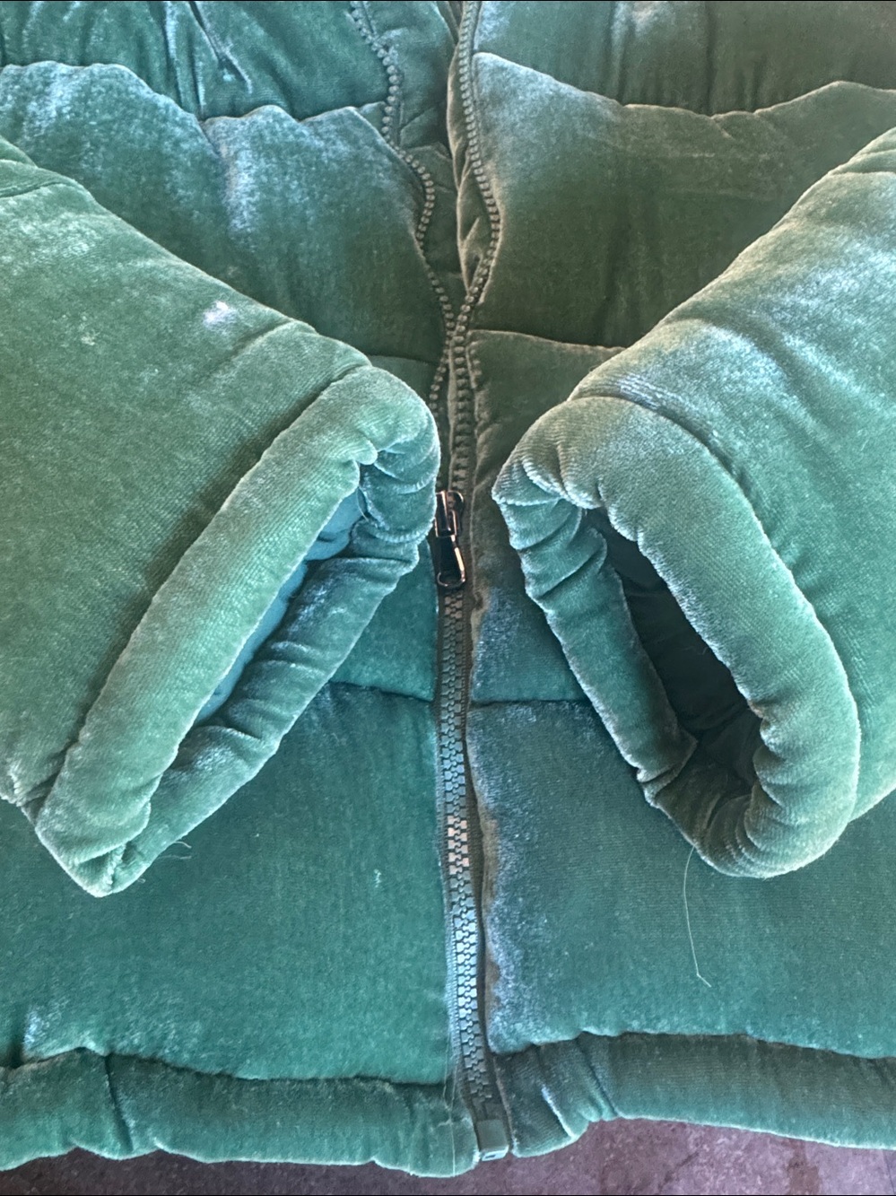 Emerald Green Velvet Puffer Jacket Anthropologie - Picture 8 of 11